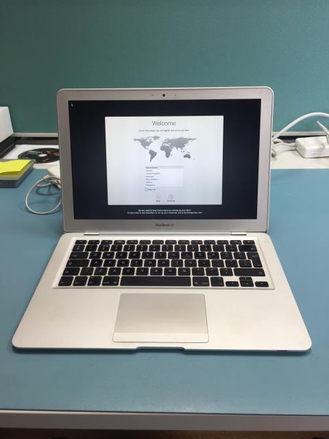 Apple MacBook Air Mid 2009